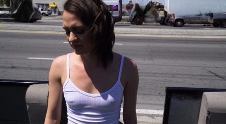 Alex More actress pic