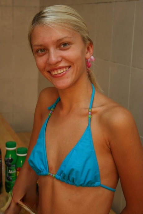 skinny bikini beautiful porn photos
