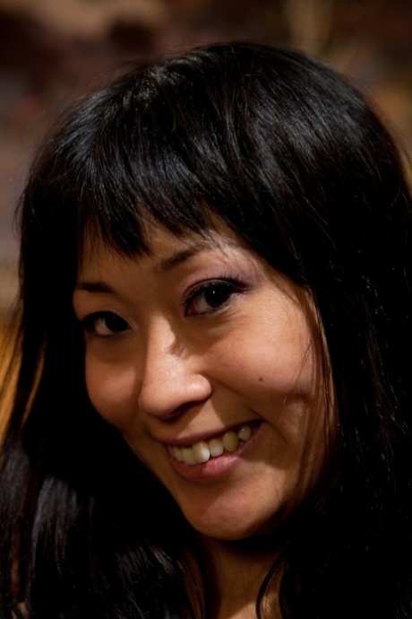 asiatisches Gesicht nackt freie bilder