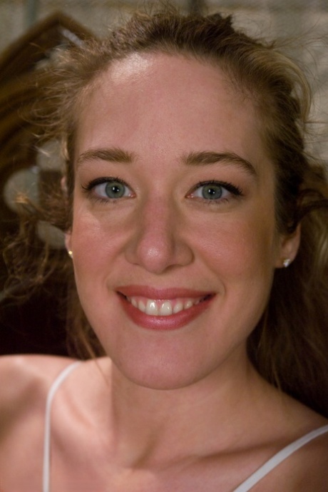 Claire Adams model hd pics