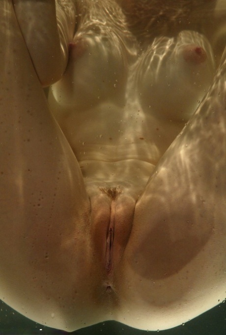 onderwater- xxx exclusief galerij