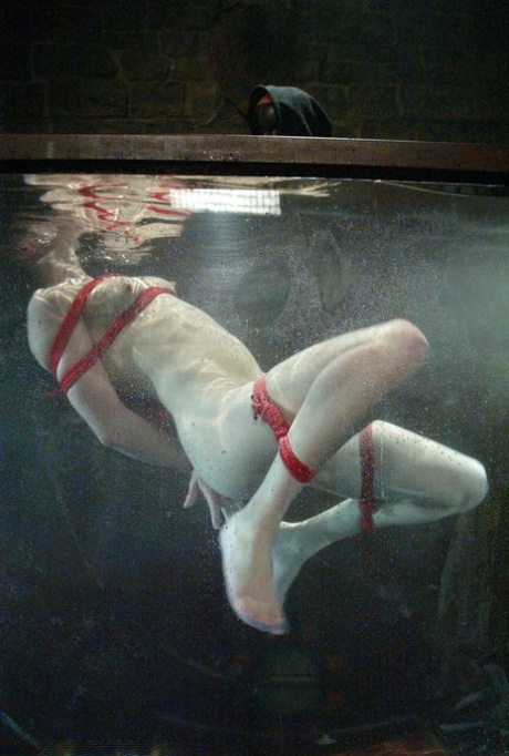 sitni BDSM hd slike