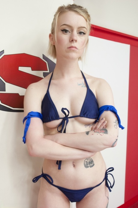 Anna Tyler hot actress galleries