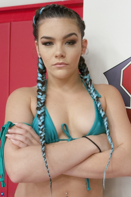 tall latina sexy nudes image