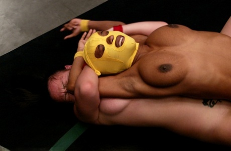 Yellow Kitty pornstar perfect gallery