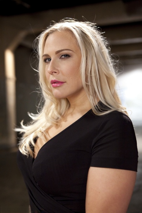 Angel Allwood sex actress photos