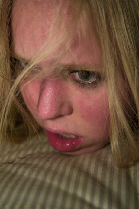Sarah Jane Ceylon beautiful pornstar pictures