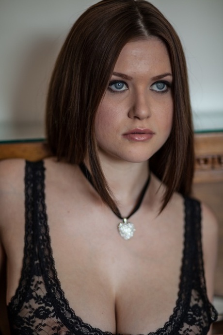 big natural tits teen beautiful naked pics