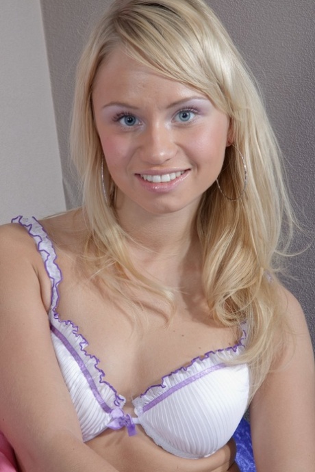 Jessica Miller beautiful model pic