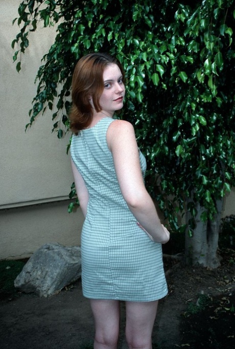 rousse en extérieur porno gratuit images