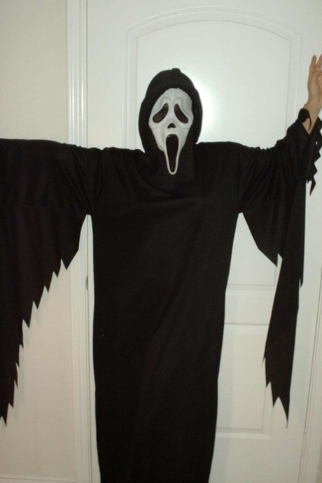 halloween art nude galleries