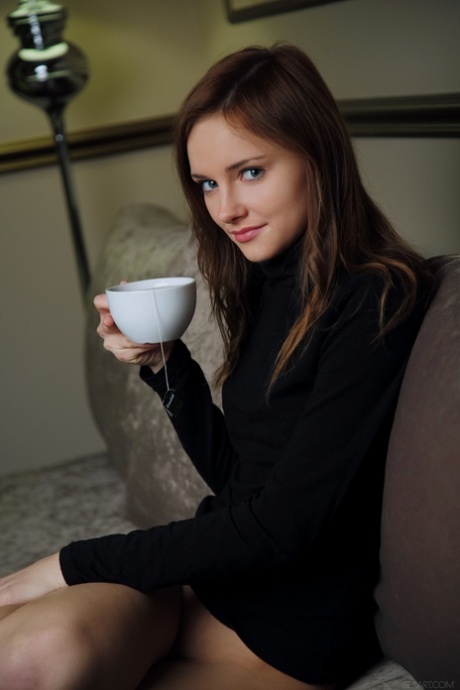 tynd brunette teenager gratis eksklusiv img