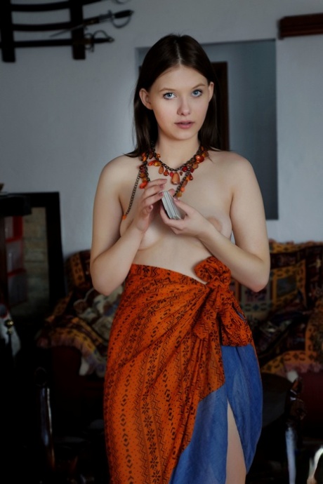 ruski model seksi gole img