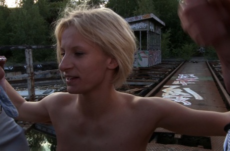chudy gangbang xxx piękne kolekcja