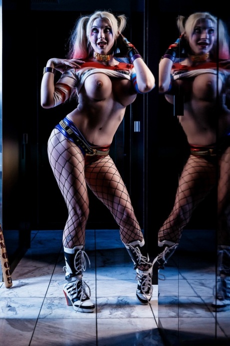 cosplay pornozvijezde seksi gole slika