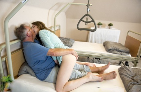 hôpital pornographique chaud img