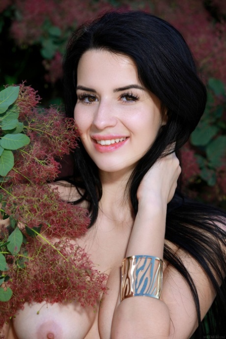 Lola Marron pornstar pretty image