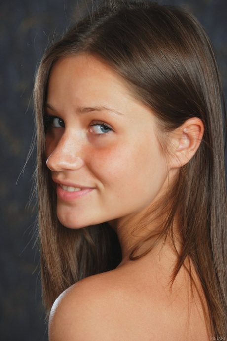 Irina Olhovskaya model sexy pics