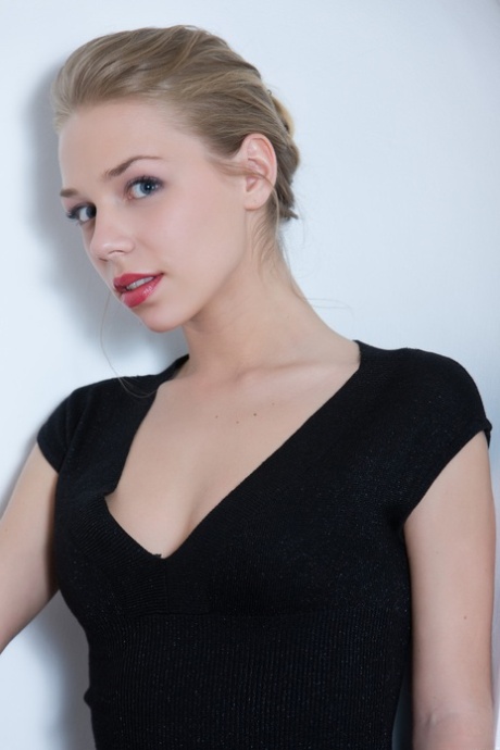 modelo rusa gratis xxx foto
