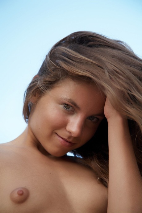 teenager nudist top høj kvalitet Foto