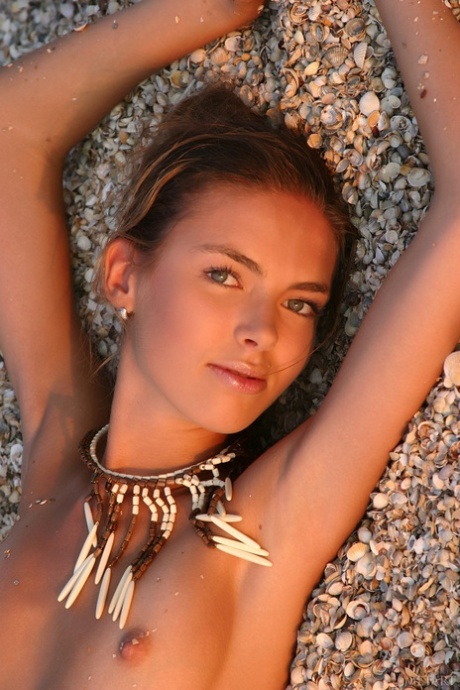 Bambola sexy actress photo