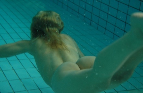 onderwater- erotische hd foto
