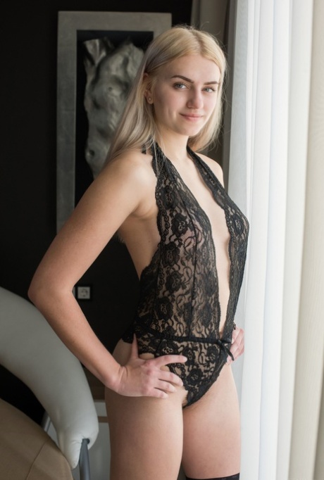 Amy Lauma star free galleries