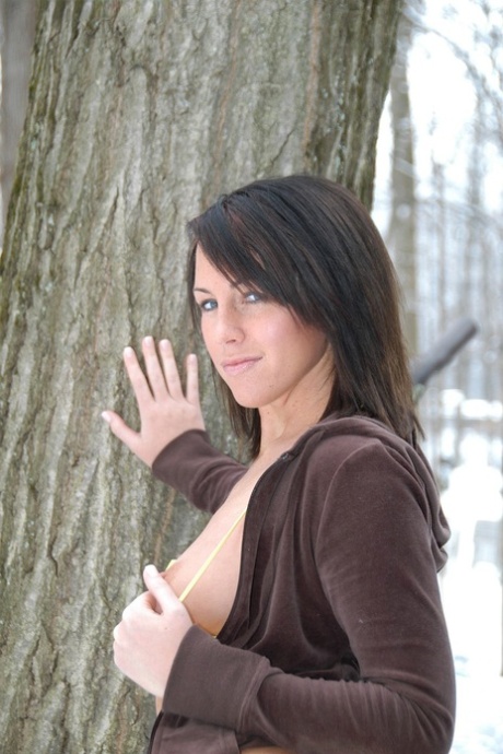 Nikki Anne art actress pictures