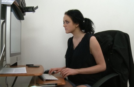 asyalı duş sıcak fotoğraflar
