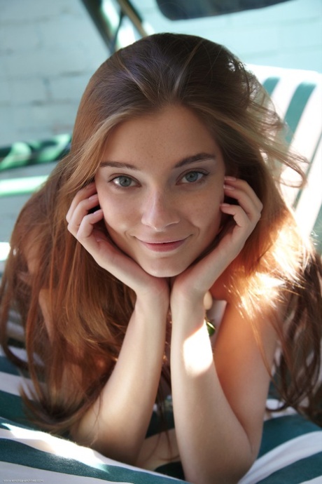 Indiana A Belle star adult image
