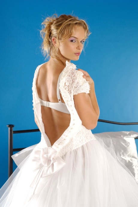 Peaches Arnaz nice actress galleries