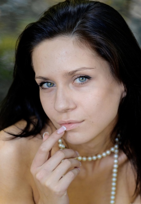 brunette blue eyes hot sex pictures
