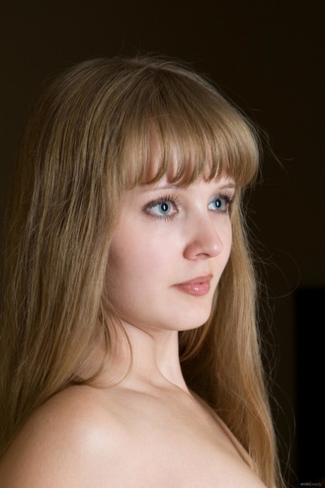 lichtblond top pornografisch afbeelding