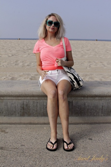 mormors strand xxx erotic galleri