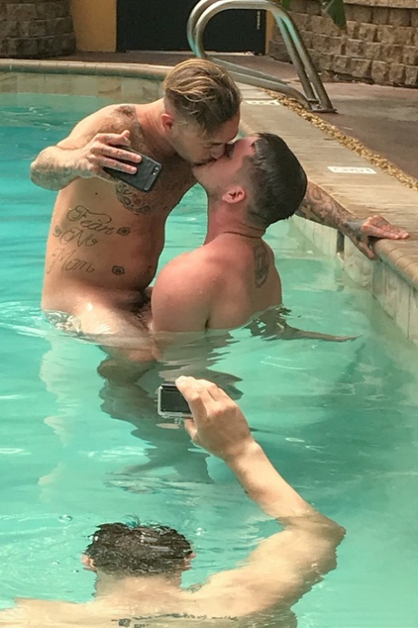 homoseksuel muskel kunst porno Foto