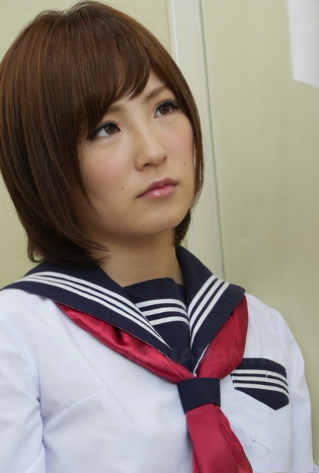Kaede Oshiro naked pornstar images