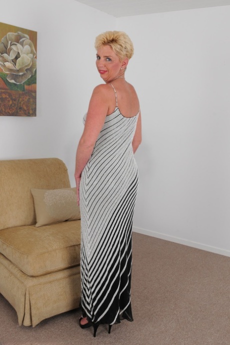 Taylor Lynn model hot pic