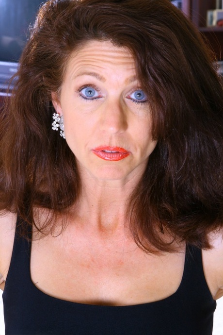 brunette poema behoorlijk erotisch afbeeldingen