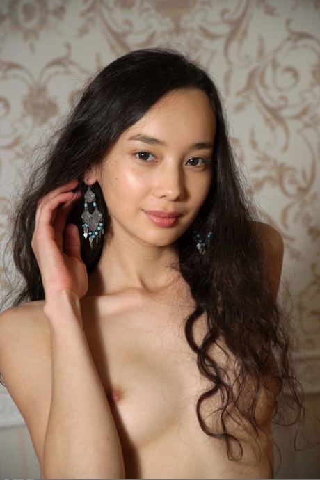 asiatisk teenager solo dejligt perfekt img