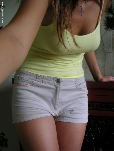 Suzy Dark porn model pictures