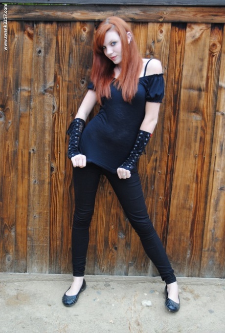 Felicia Davies model archive
