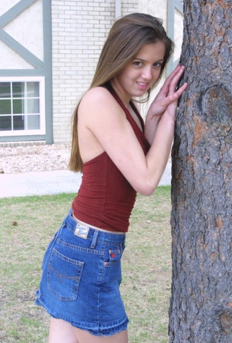 Becky Lesabre sex model image