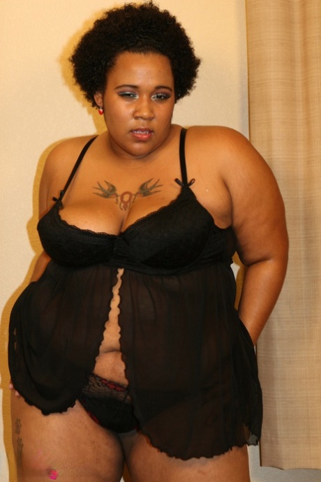 curly ebony hot nude images