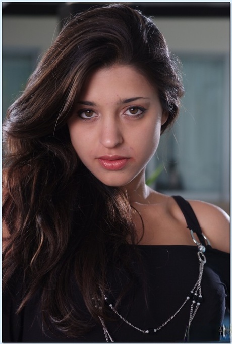 pretty face beautiful porn pictures