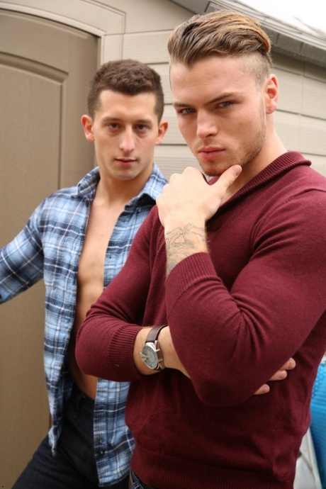 Drake Tyler pretty model pic