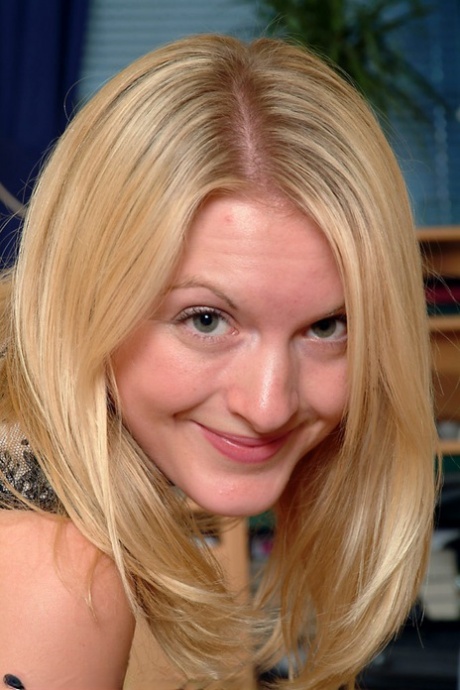 MILF-Gesicht hübsche freie archiv