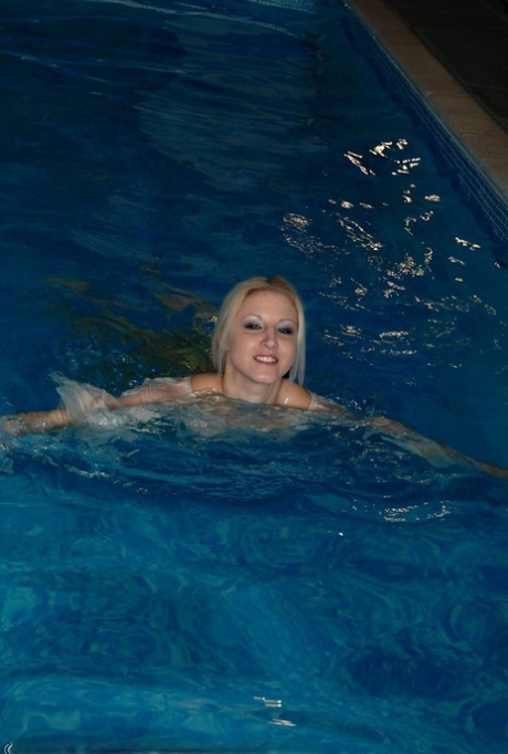 swimming pool sexy naked images