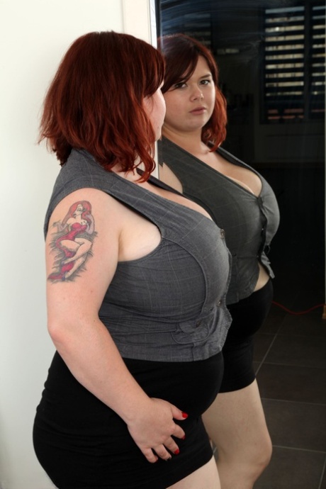 bbw Κοκκινομάλλα Γυμνό Εικόνα
