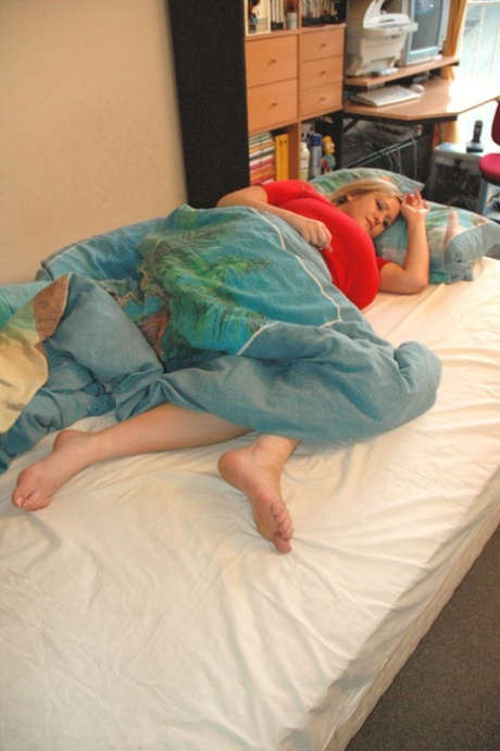 Leah Jayne beautiful star pics