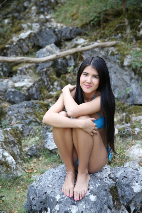 küçük bikini sıcak xxx resimler